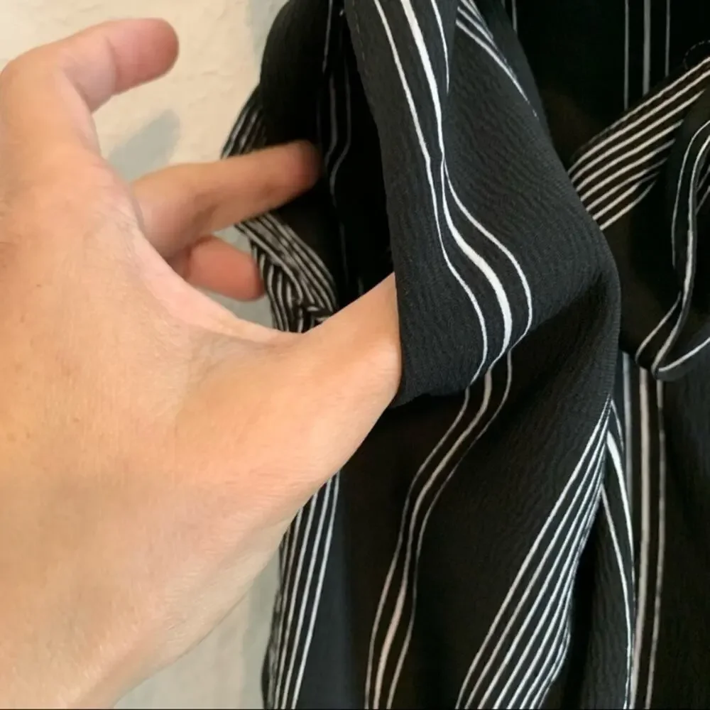New Look Black Striped Tie Front High Rise Shorts